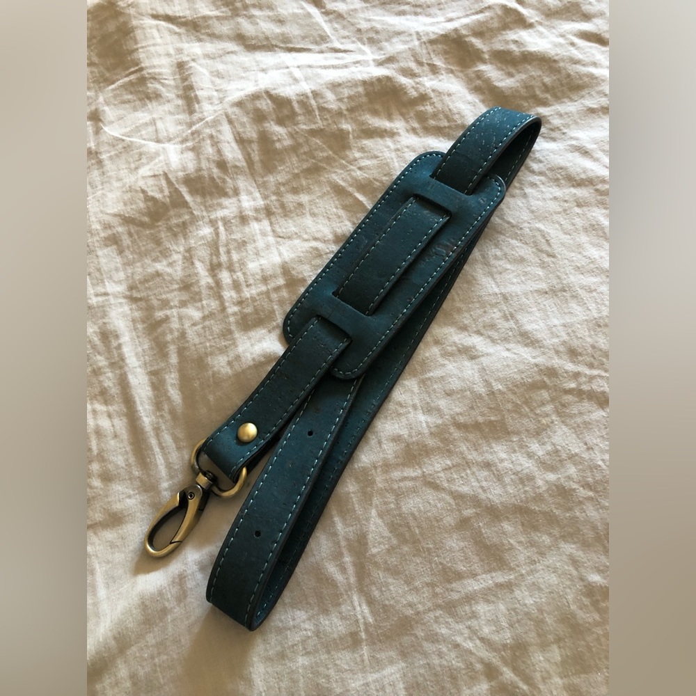 Bobobark Emerald Backpack Strap